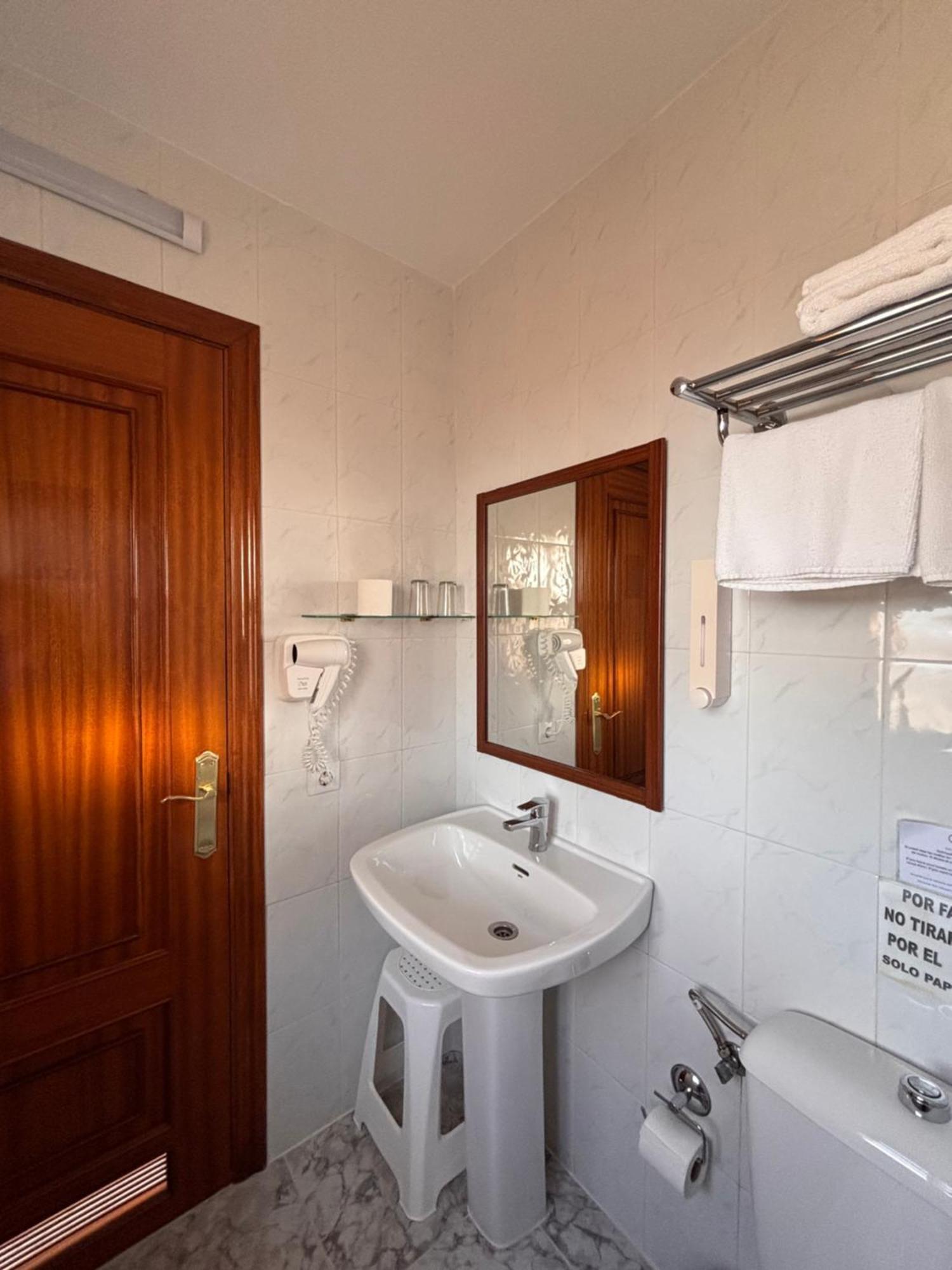 Hostal Las Dunas Cabo De Gata Buitenkant foto